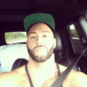 Meet your Posher, Dustin